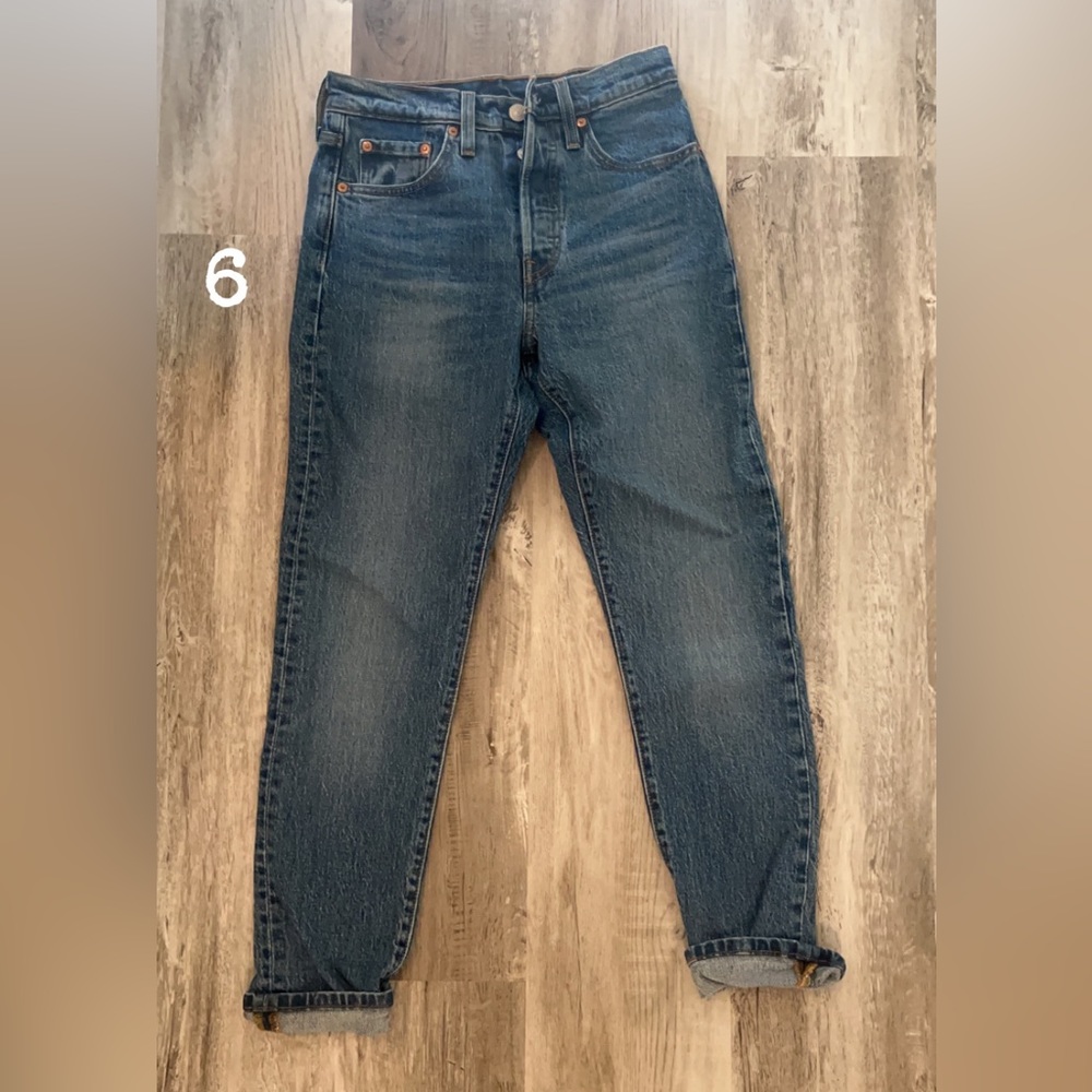 Levi’s 501 size 24